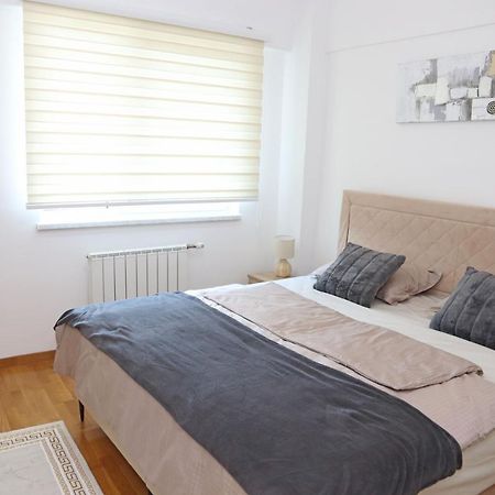 Apartment Cecovic - Mellain Tuzla Eksteriør bilde