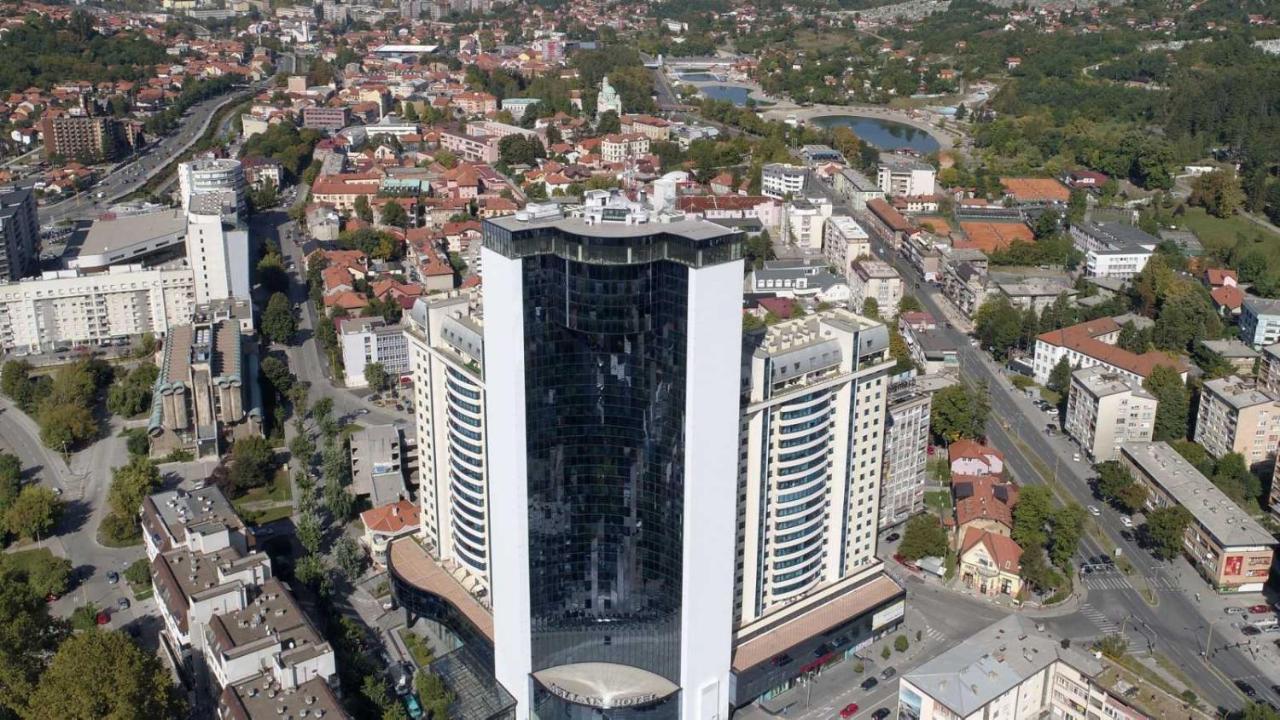 Apartment Cecovic - Mellain Tuzla Eksteriør bilde